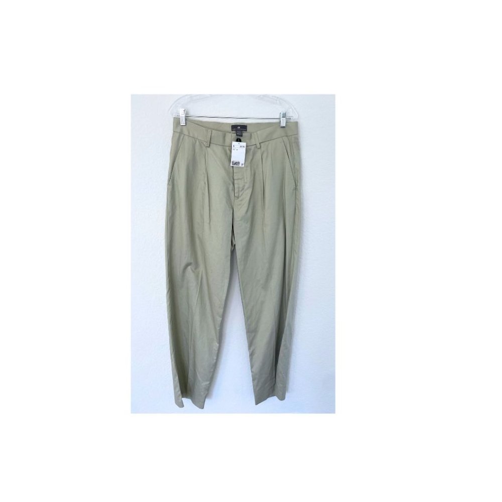 NWT H&M Relaxed Fit Kahki Trouser